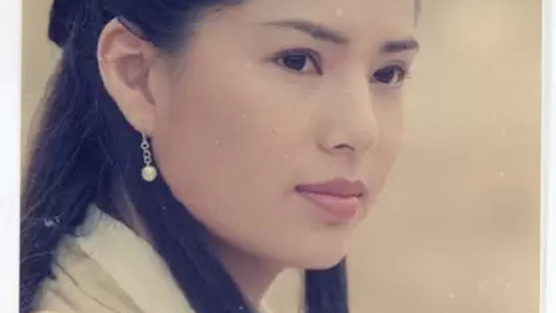 李若彤等多位明星为假洋牌优思益公开道歉，直播选品翻车